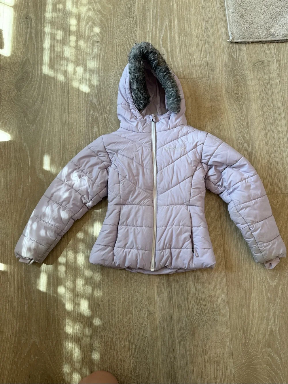 Girls Columbia Light Purple Puffer Hooded Jacket with removable Faux Fur Trim